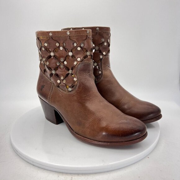 Frye Courtney Overlay Stud Women Size 6B Brown Cognac Leather Laser Cut Boot - Picture 4 of 15